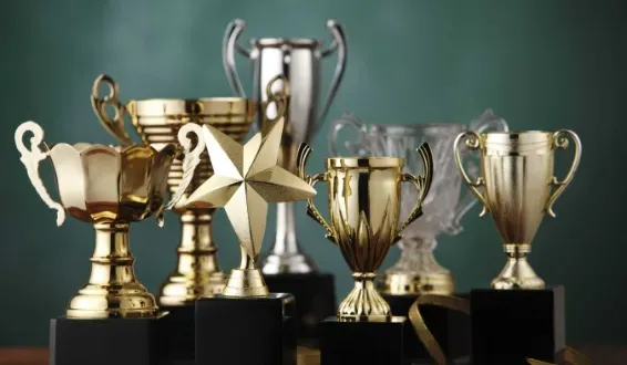 CHASSE-PECHE-40-Magasin-peche-Mont-de-marsan-Coupes-et-trophees